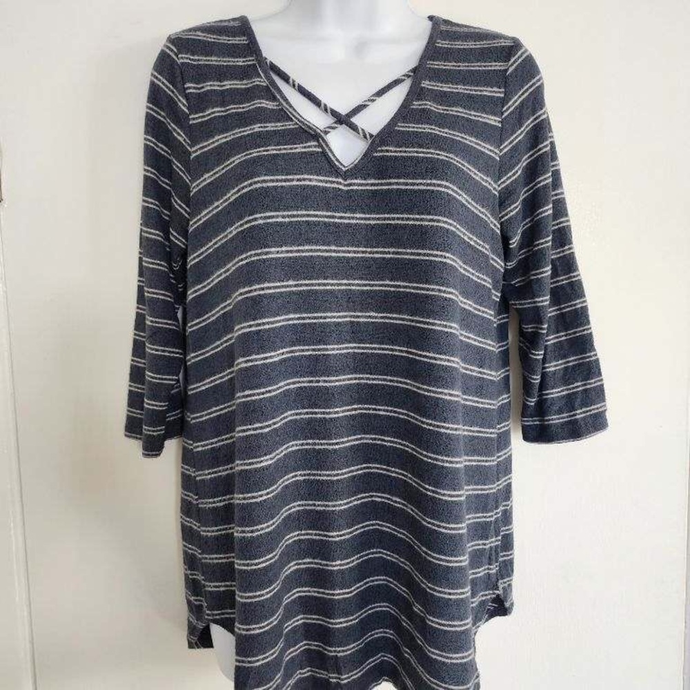 Emory Park Cross Front Top